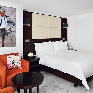 Superior  Beach King Room